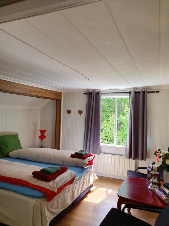 Valhalla Bengtfors Private House เบงต์สฟอร์ส ภายนอก รูปภาพ